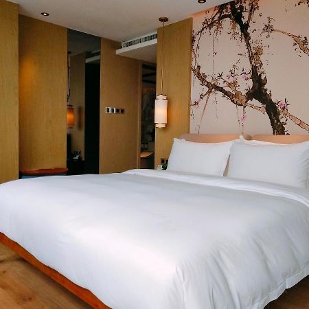 Howard Johnson Riverview Hotel 광저우 외부 사진