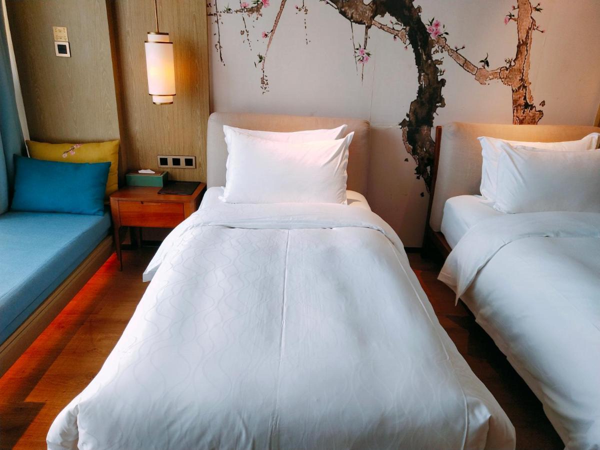 Howard Johnson Riverview Hotel 광저우 외부 사진